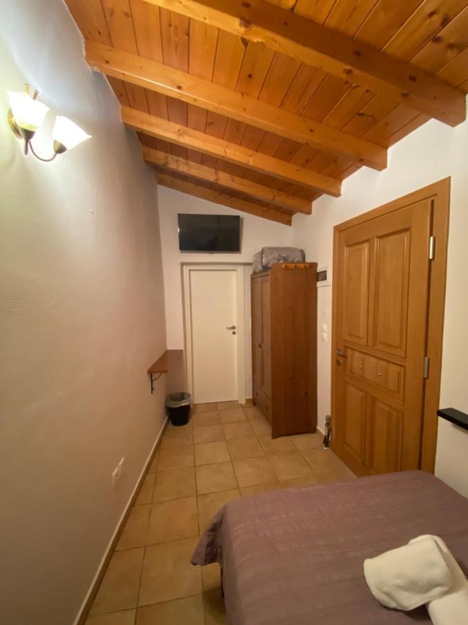 Готель Pegasus House Corinth Екстер'єр фото