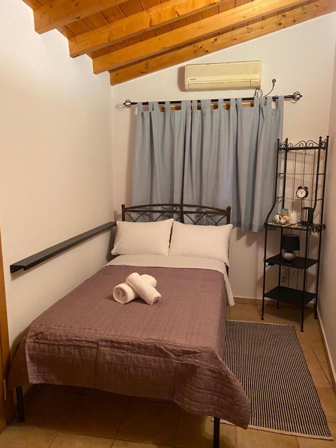 Готель Pegasus House Corinth Екстер'єр фото
