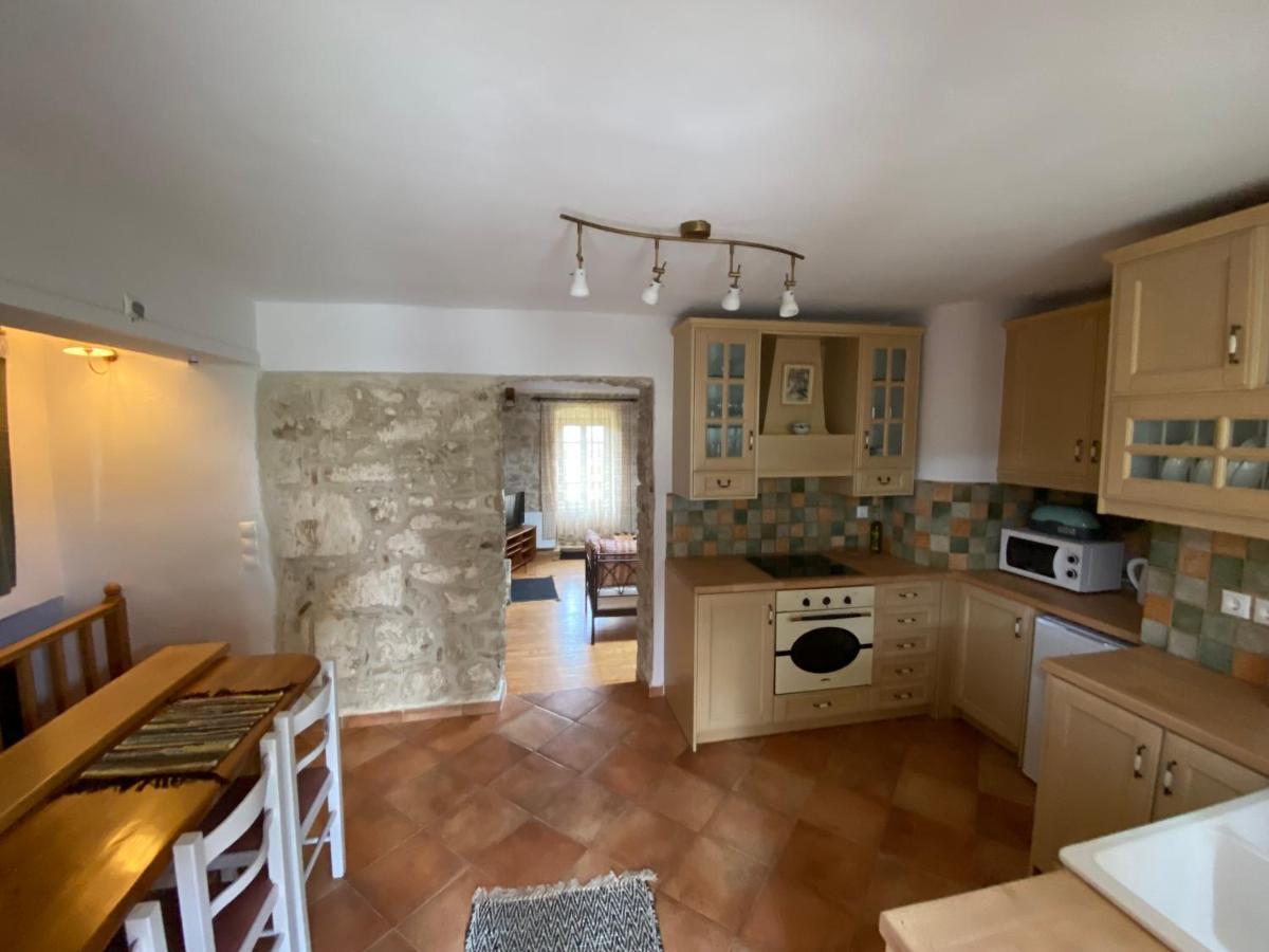 Готель Pegasus House Corinth Екстер'єр фото