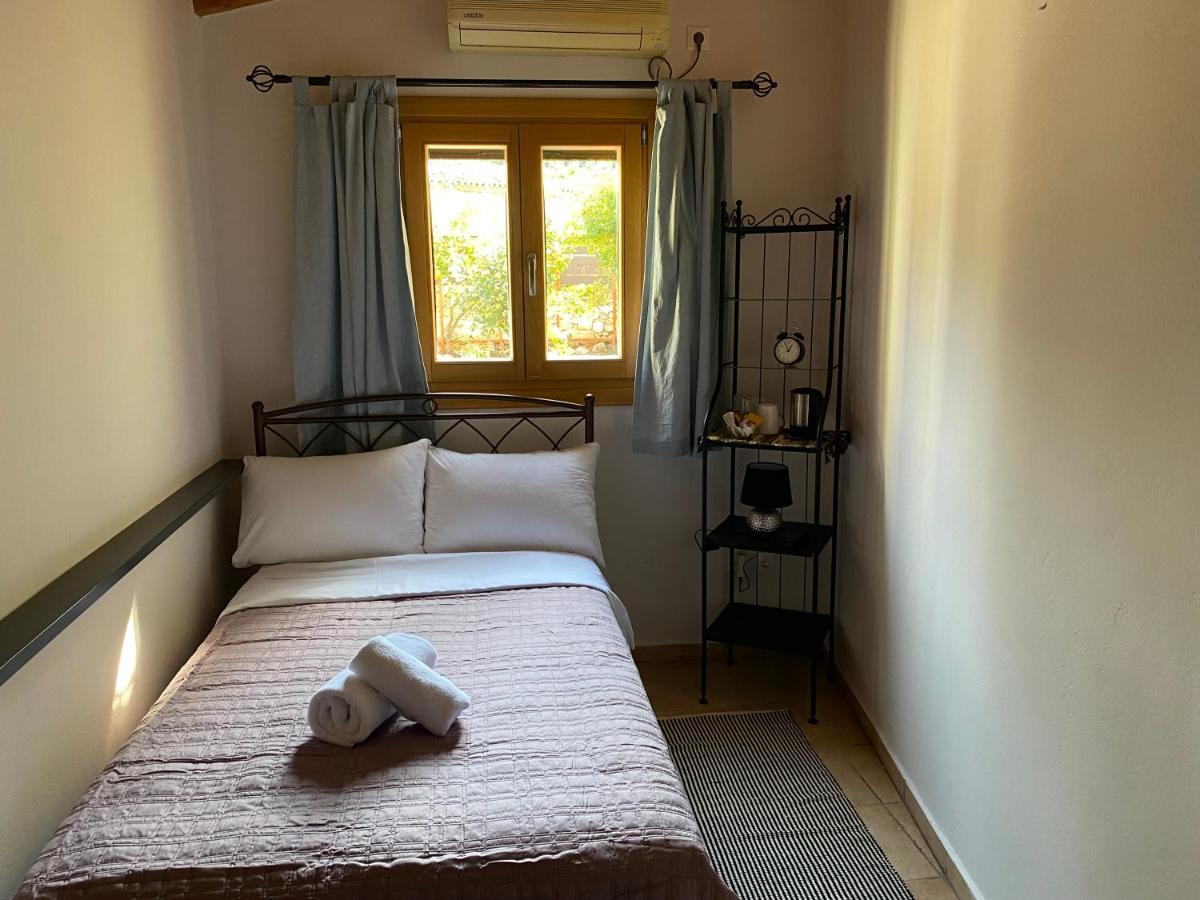 Готель Pegasus House Corinth Екстер'єр фото