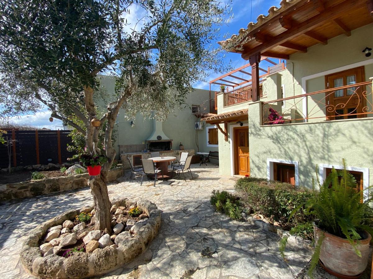 Готель Pegasus House Corinth Екстер'єр фото